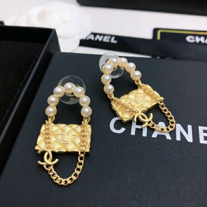 Picture of Chanel Earring _SKUChanelearring08191974331